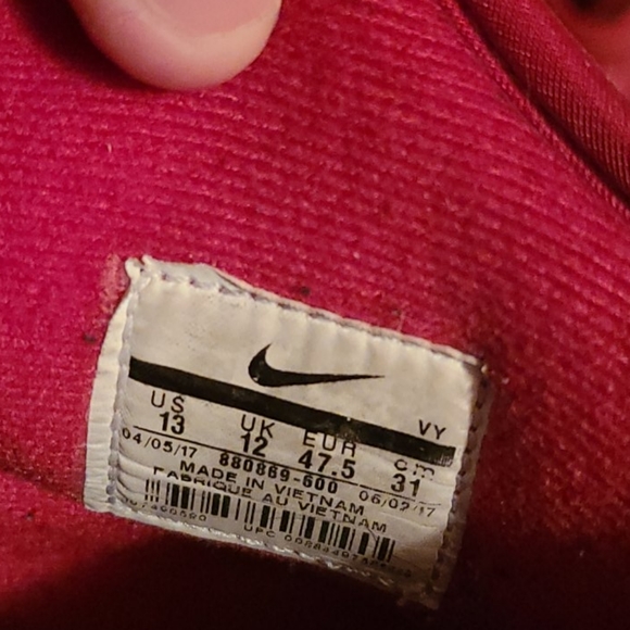 Nike - Picture 6 of 6